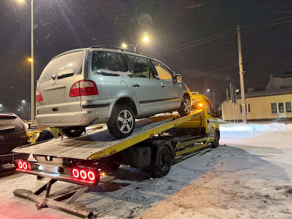 Top Tips for Choosing a Reliable Towing Service in White Hall, AR